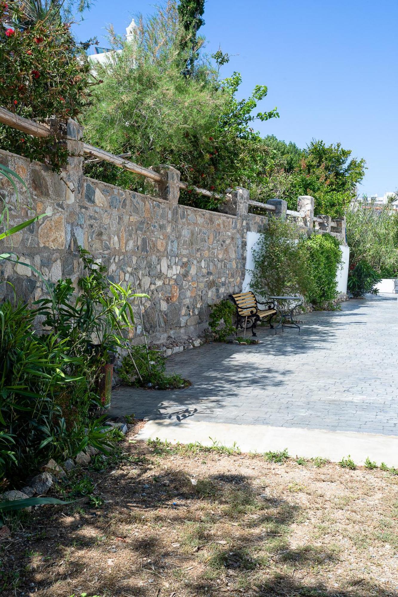 Almiriki Serifos Livadakia Esterno foto